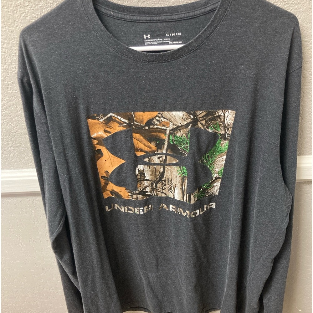 Men’s long sleeve shirt